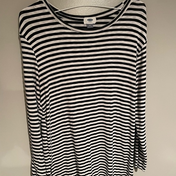 Old navy dress size medium ladies stripe black and white - Picture 1 of 5